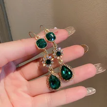 2022 New Fashion Green Crystal Gold Color Long Pearl Tassel Drop Earrings for Women Party Wedding Trendy Dangle Earrings