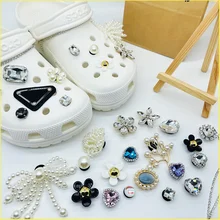 Luxury Rhinestone Pearl Croc Charms Designer DIY Gem Shoes Decaration Charm for Croc JIBS Clogs Kids Women Girls Gifts